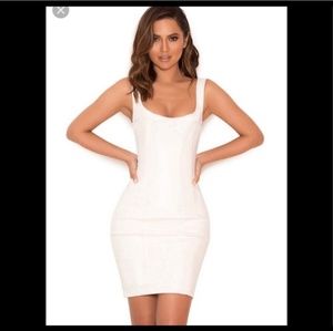 *Clearing my closet! Make me an offer!!*